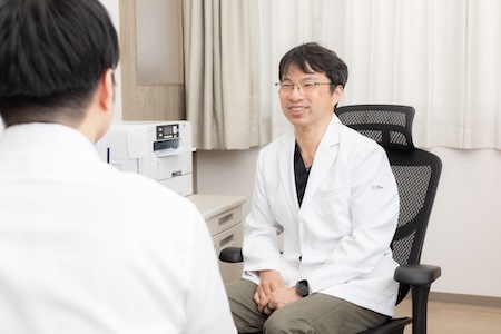 動悸・息切れ・めまいなど気になる症状がある方、健診で不整脈を指摘された方は、お早めにひらい内科クリニックにご相談ください